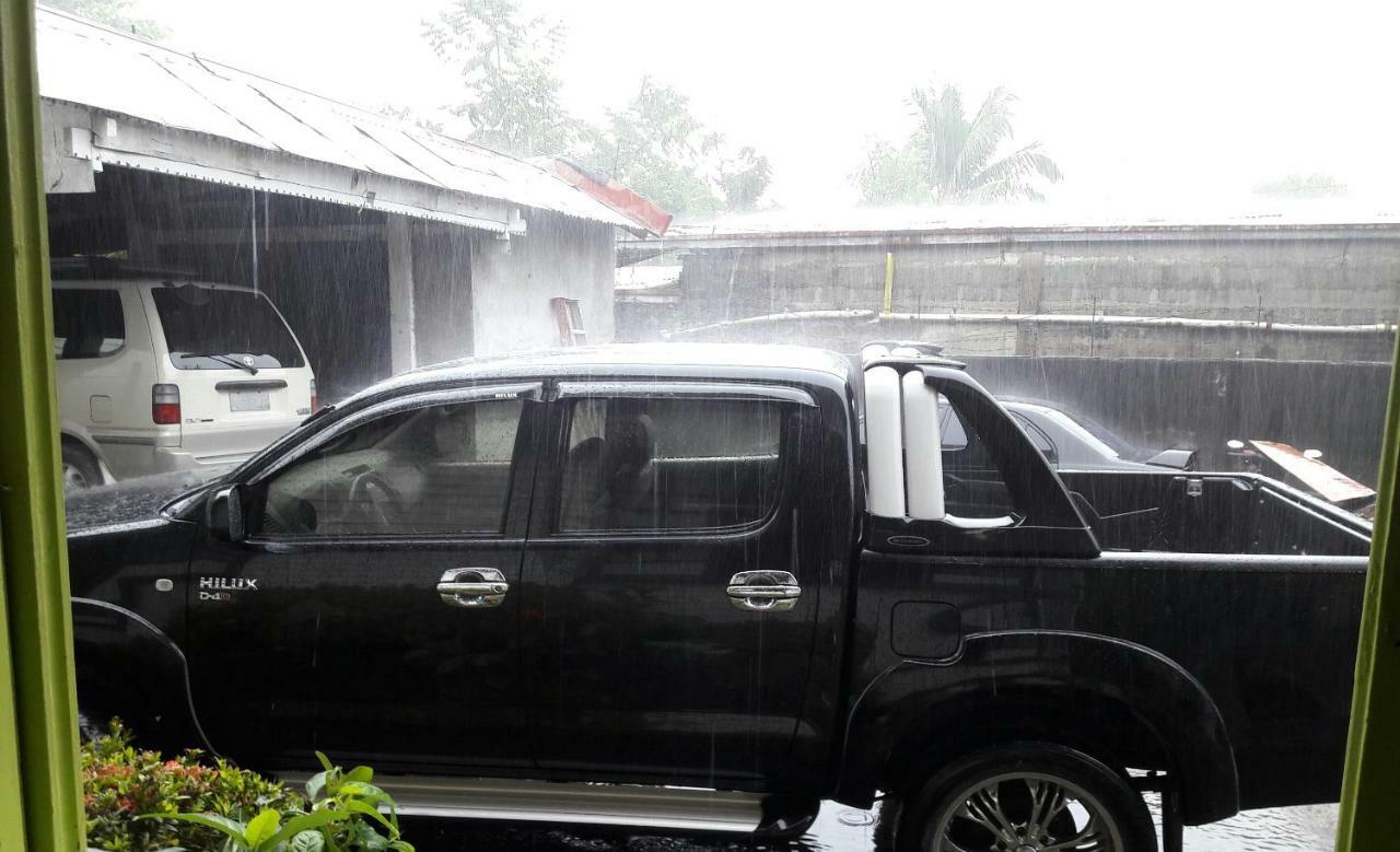 Green Bamboo Transient House Iloilo City Exterior foto